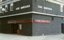 Queens Bar